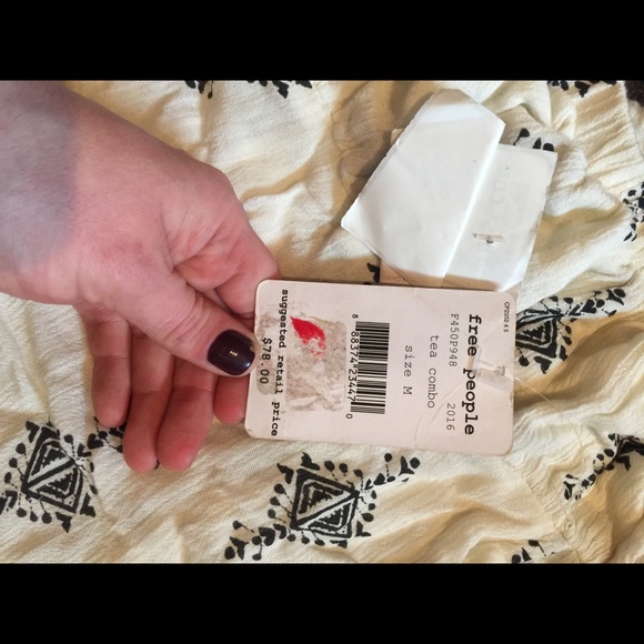 ♥️Free People Embroidered Henley M Make an offer - Picture 10 of 11